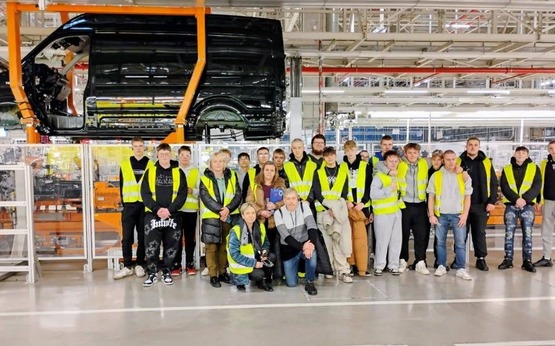 597353268 1372254344689735 8683083384202022579 n