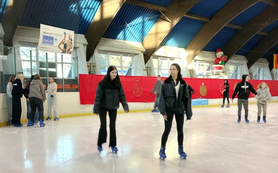 597387813 1374381977810305 6606142367545881588 n