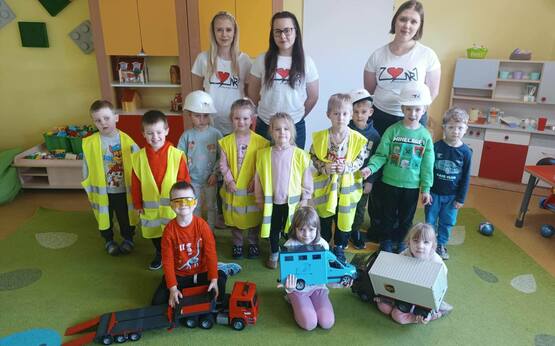 643582431 1437053104876525 8689452107728185381 n