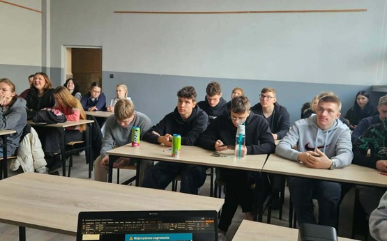 8165af99 f2c2 4740 804b 26170a016d29