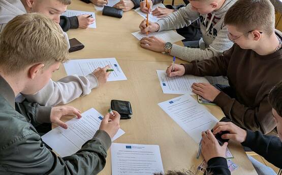 662648525 1464030852178750 2327581102401773333 n